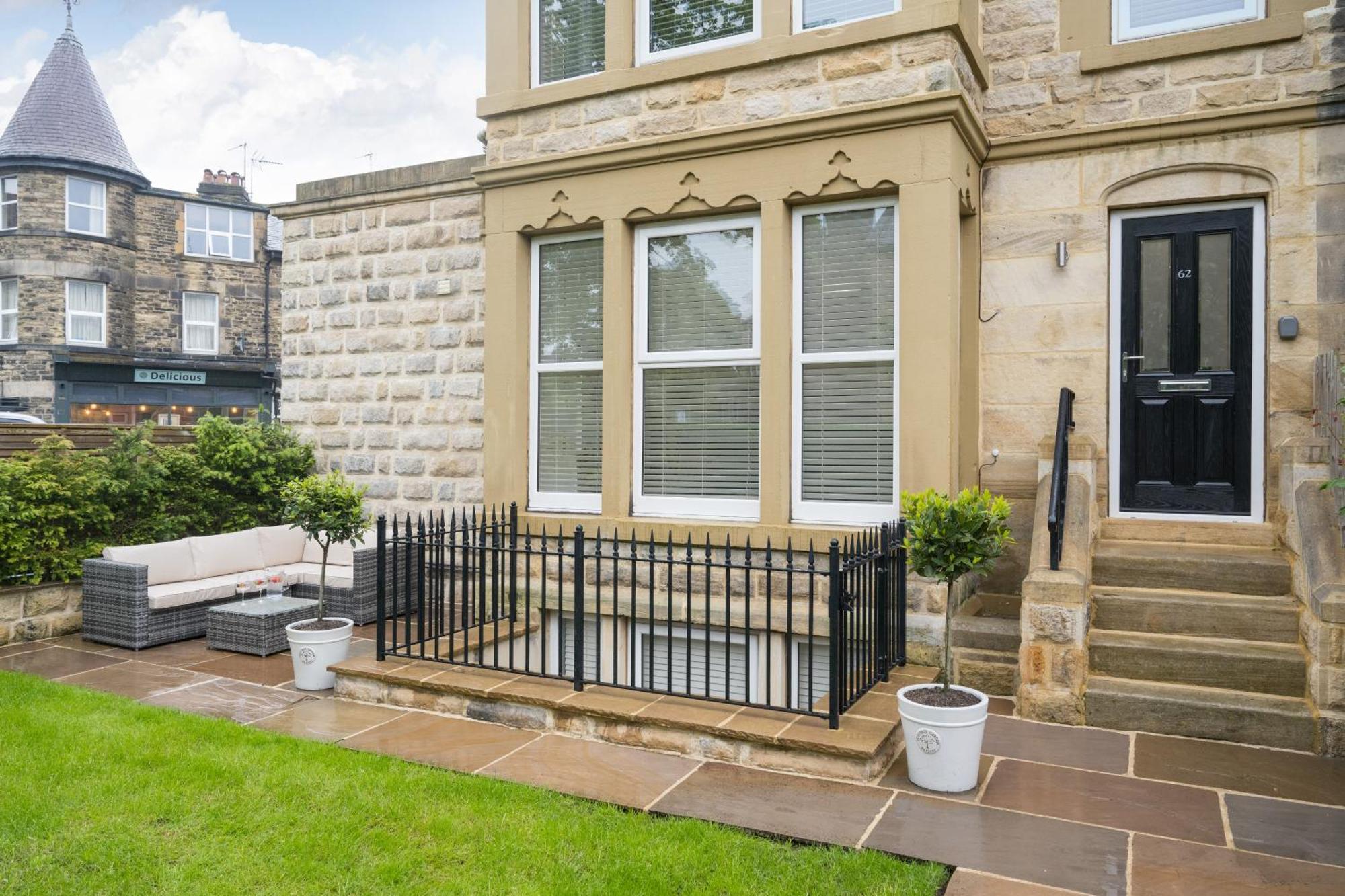 Sixtytwo By Harrogate Serviced Apartments 외부 사진